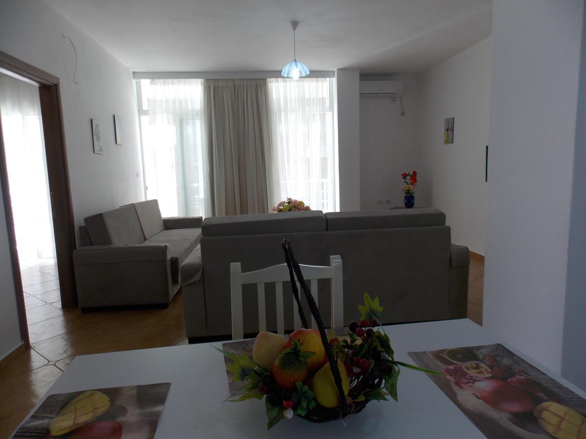 Zeta'S Apartments Саранде Екстериор снимка